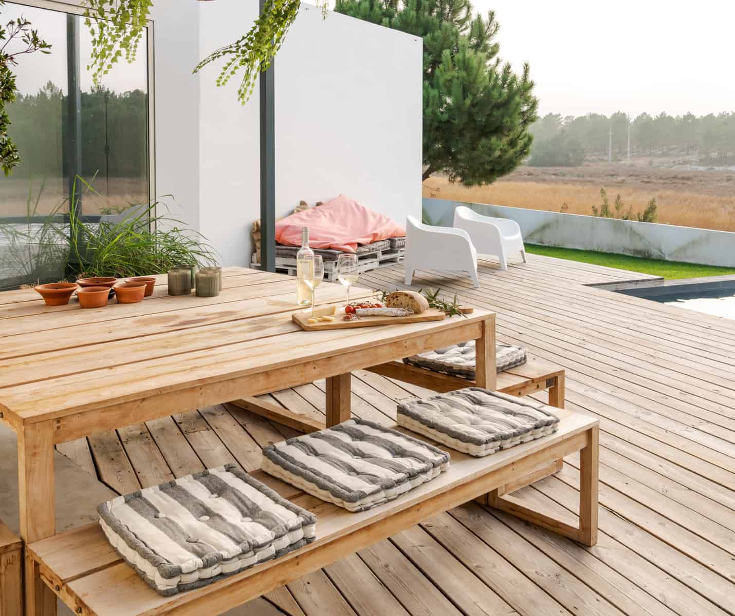 Deck Builders in Huntersville: 5 Options for a Custom Outdoor Space